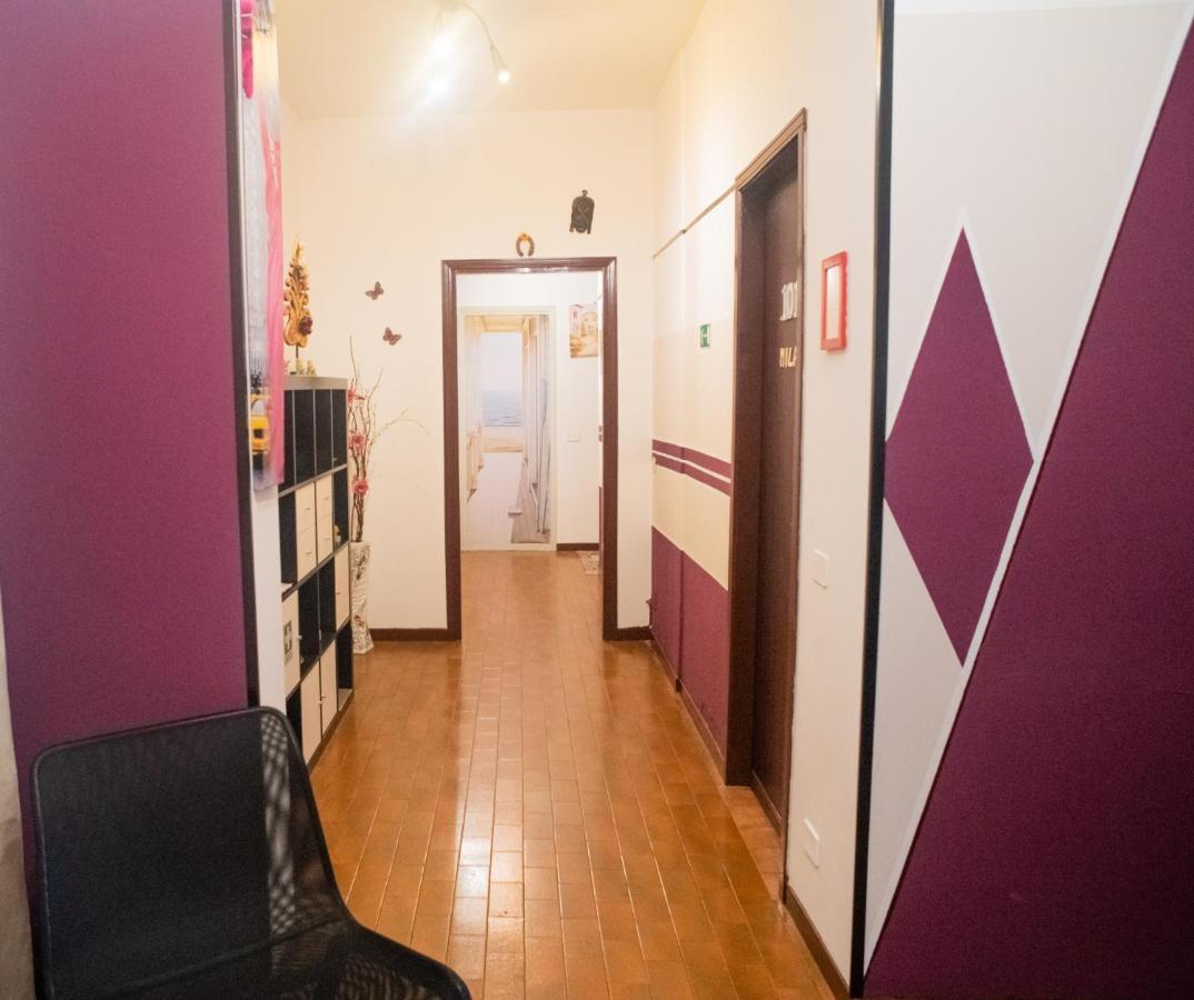 B&B Italo House Opera Bagian luar foto