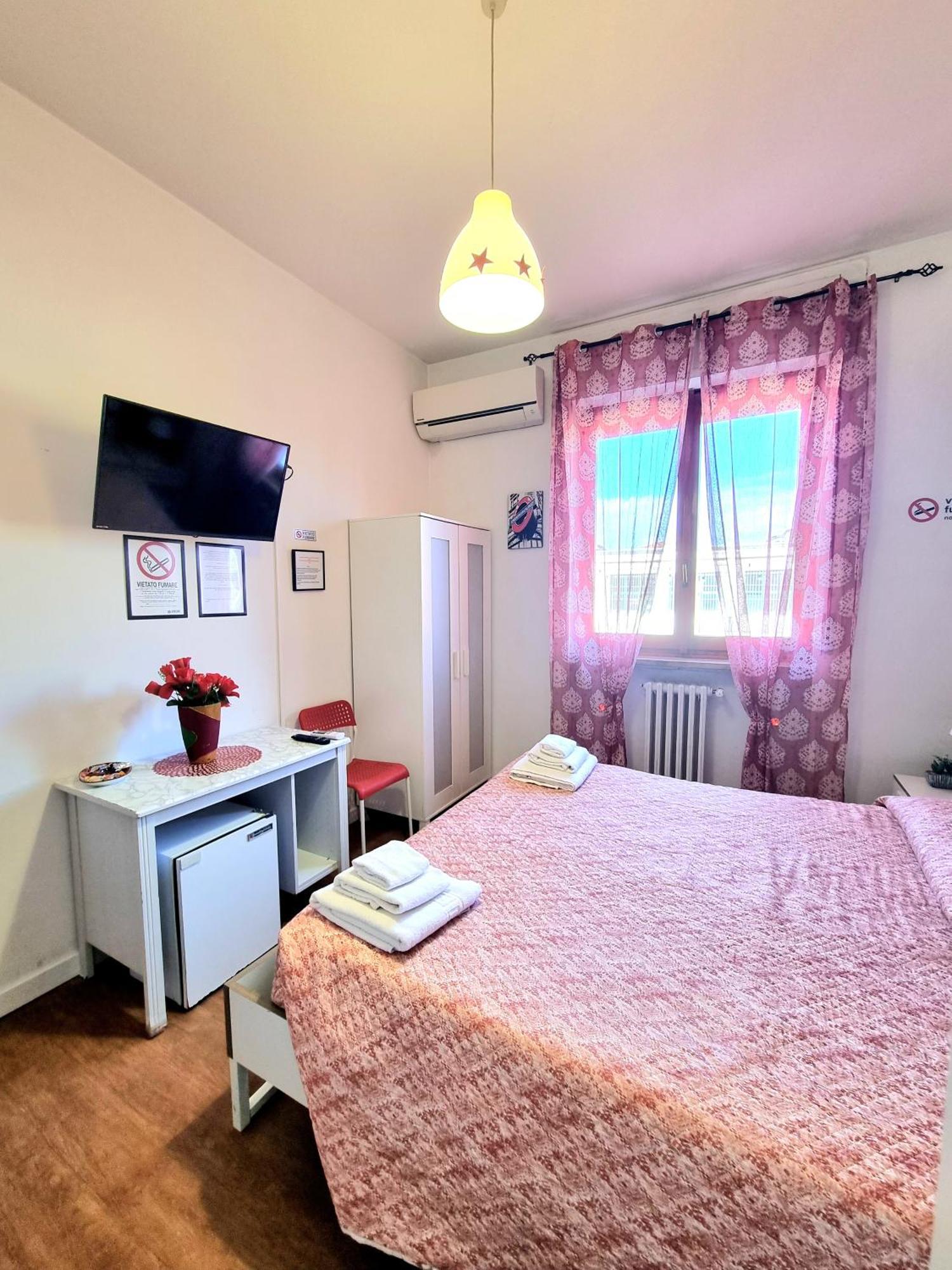 B&B Italo House Opera Ruang foto